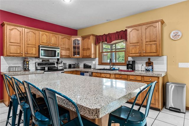 2616 Rolling Meadows Drive, Beavercreek, OH 45385