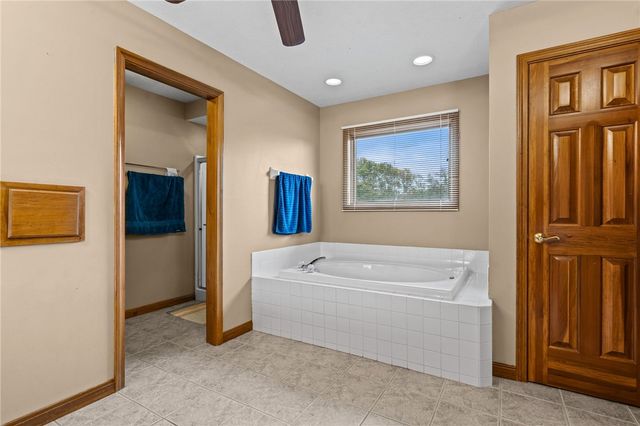 2616 Rolling Meadows Drive, Beavercreek, OH 45385