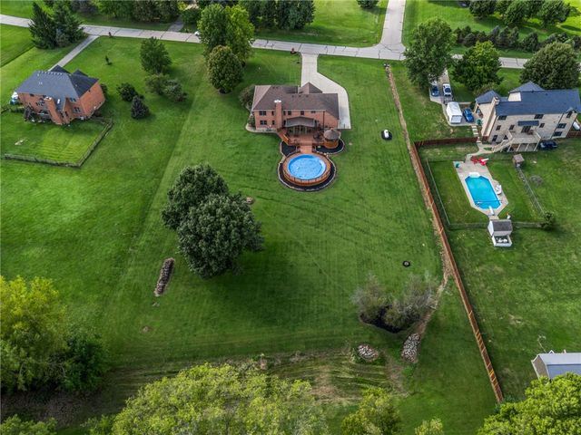 2616 Rolling Meadows Drive, Beavercreek, OH 45385
