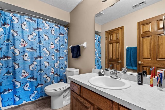 2616 Rolling Meadows Drive, Beavercreek, OH 45385
