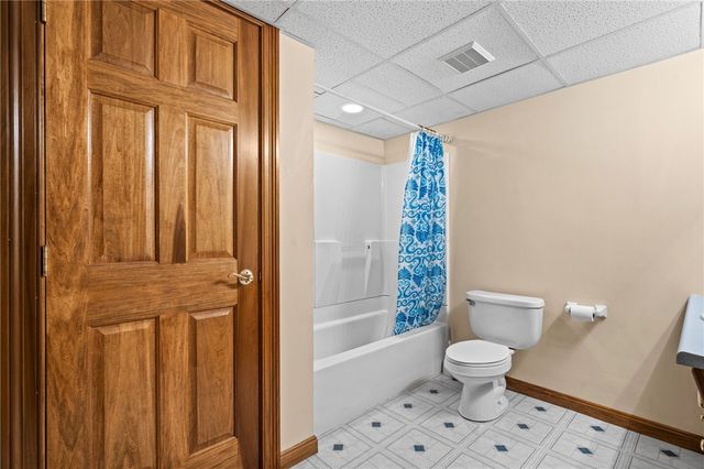 2616 Rolling Meadows Drive, Beavercreek, OH 45385