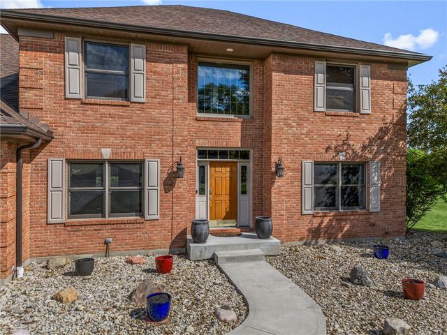 2616 Rolling Meadows Drive, Beavercreek, OH 45385