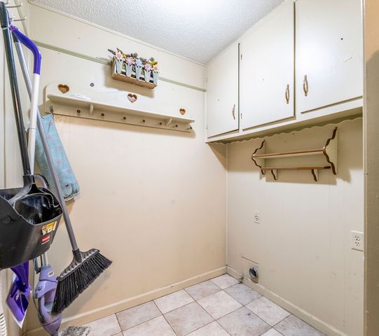 304 W Kelli Street, Farmington, AR 72730