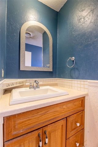 304 W Kelli Street, Farmington, AR 72730