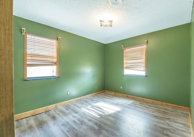 304 W Kelli Street, Farmington, AR 72730