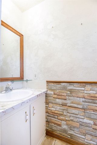 304 W Kelli Street, Farmington, AR 72730