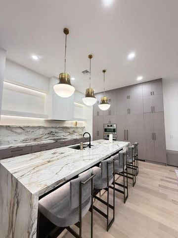 8149 VALHALLA Drive, Delray Beach, FL 33446