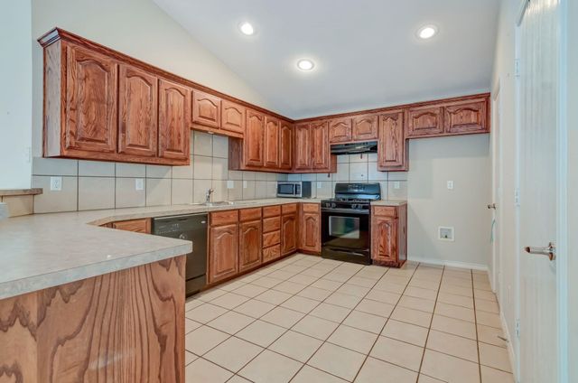 6461 Regina Drive, Fort Worth, TX 76131