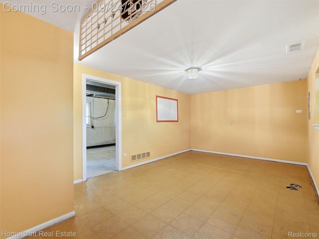 14156 SUNBURY Street, Livonia, MI 48154