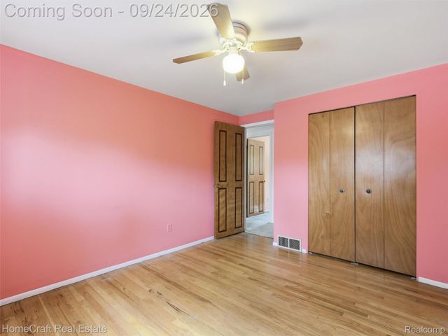 14156 SUNBURY Street, Livonia, MI 48154
