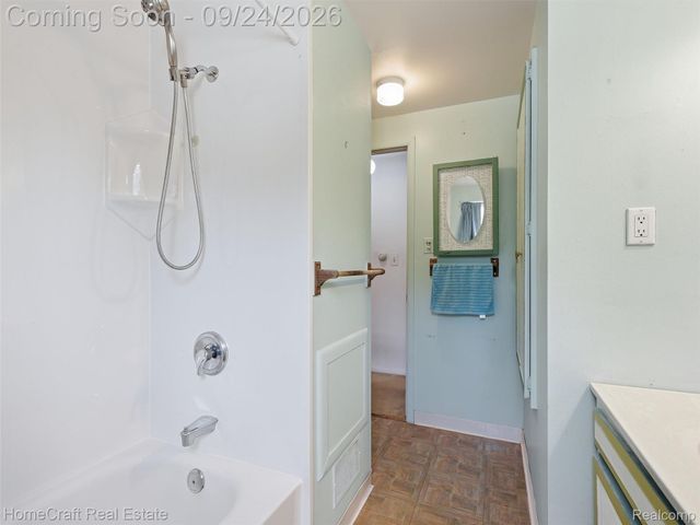 14156 SUNBURY Street, Livonia, MI 48154