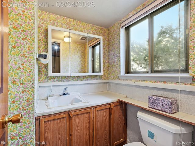14156 SUNBURY Street, Livonia, MI 48154