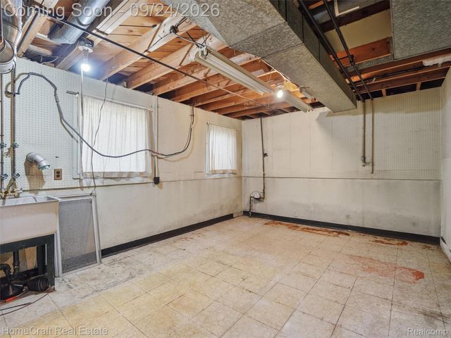 14156 SUNBURY Street, Livonia, MI 48154