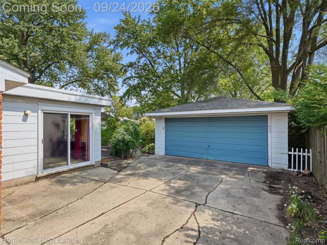 14156 SUNBURY Street, Livonia, MI 48154