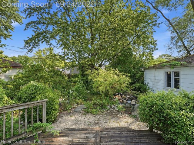 14156 SUNBURY Street, Livonia, MI 48154