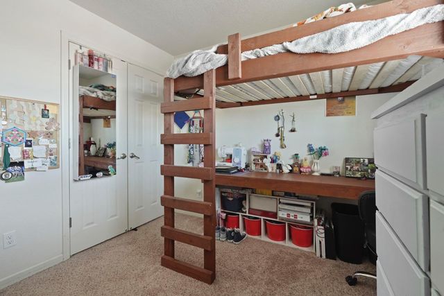 692 Arlene Ct, Galt, CA 95632