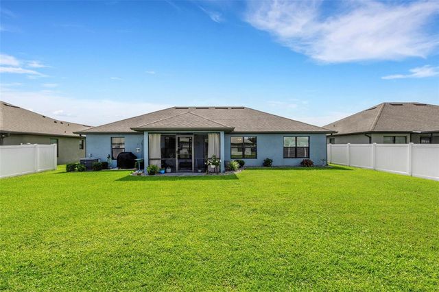 220 HERITAGE PARK LANE, Mulberry, FL 33860