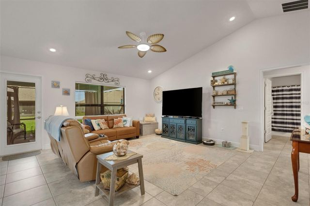 220 HERITAGE PARK LANE, Mulberry, FL 33860