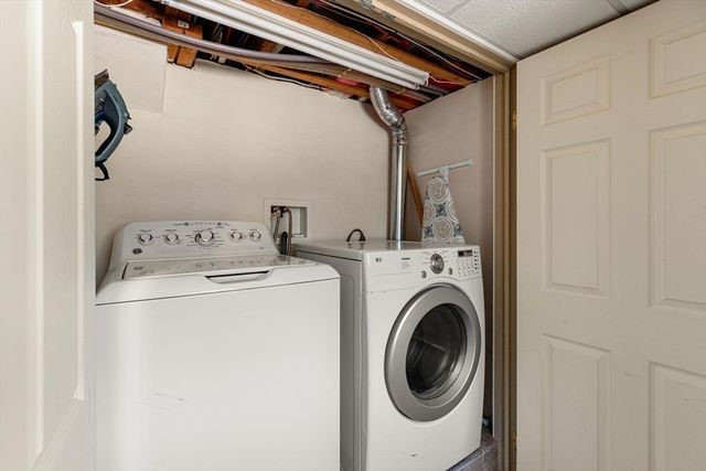 67 Maple St, Wenham, MA 01984