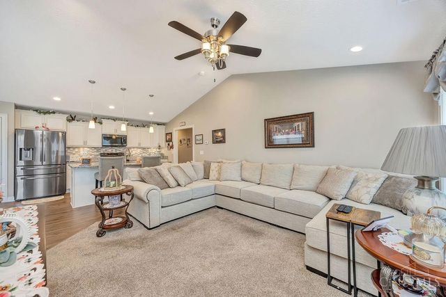 735 Villa Court, Trenton, OH 45067