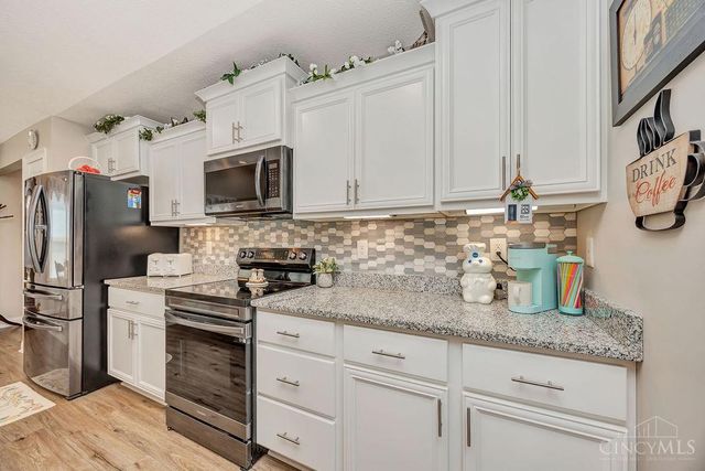 735 Villa Court, Trenton, OH 45067