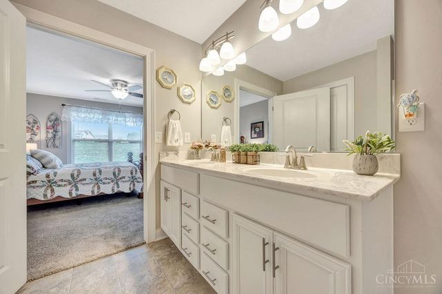 735 Villa Court, Trenton, OH 45067