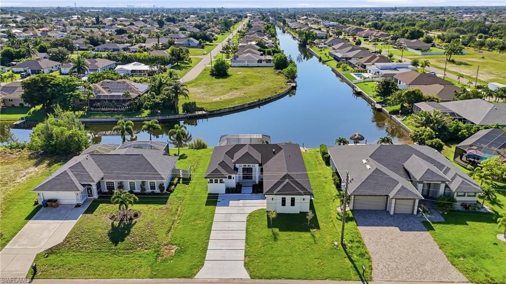 2305 SW 15th PL, CAPE CORAL, FL 33991 — photo 4
