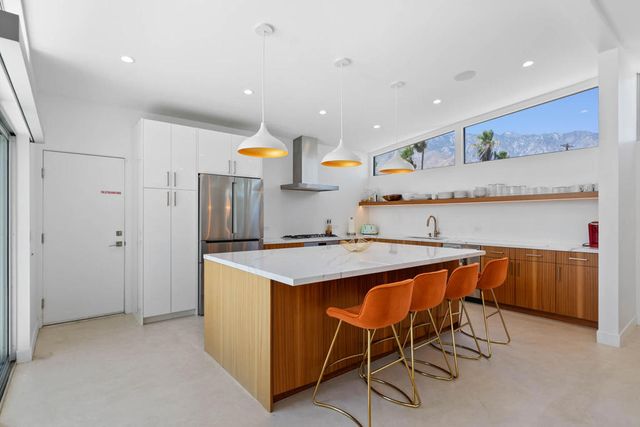 2970 N Davis Way, Palm Springs, CA 92262
