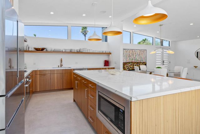 2970 N Davis Way, Palm Springs, CA 92262