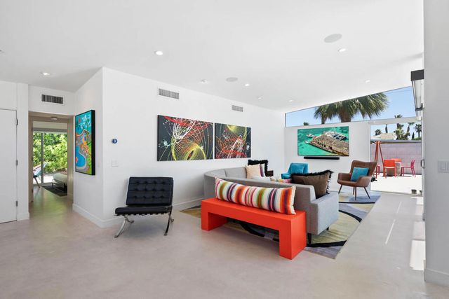 2970 N Davis Way, Palm Springs, CA 92262