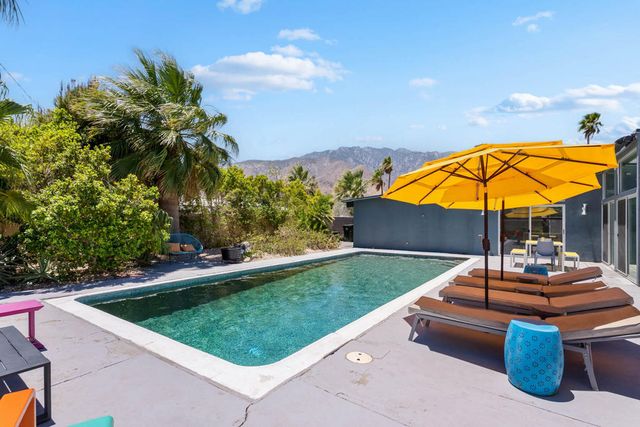 2970 N Davis Way, Palm Springs, CA 92262