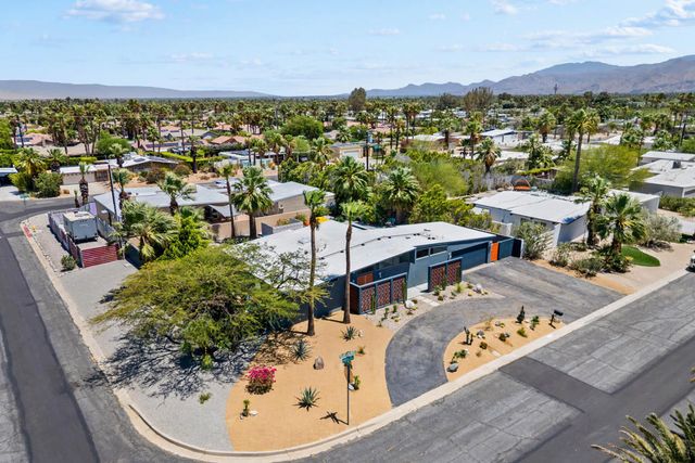 2970 N Davis Way, Palm Springs, CA 92262