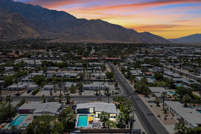 2970 N Davis Way, Palm Springs, CA 92262