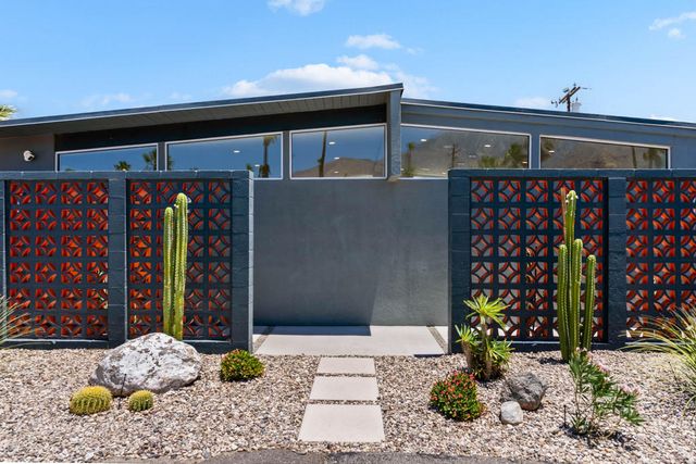 2970 N Davis Way, Palm Springs, CA 92262