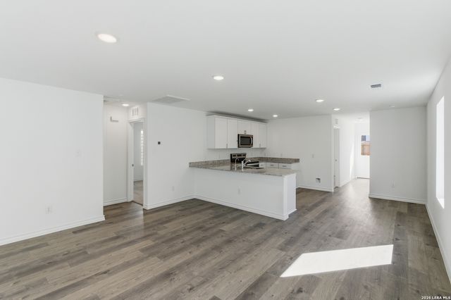 5171 Bay Breeze, San Antonio, TX 78245