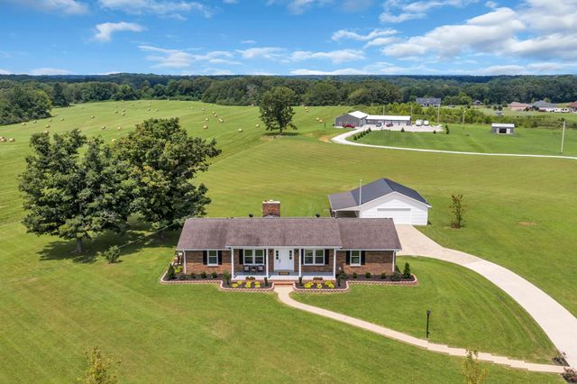 2151 Abiff Rd, Burns, TN 37029