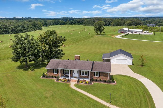 2151 Abiff Rd, Burns, TN 37029
