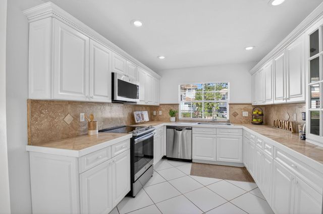 10570 Bexley Boulevard Boulevard, Boca Raton, FL 33428