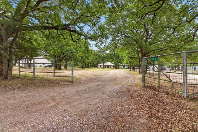 9681 County Road 4091, Scurry, TX 75158