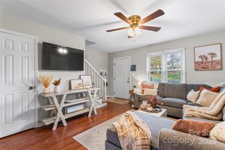 1330 5th Street NE 196, Hickory, NC 28601