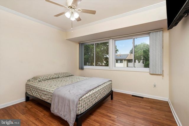 458 LIVINGSTON DR, East Windsor, NJ 08520