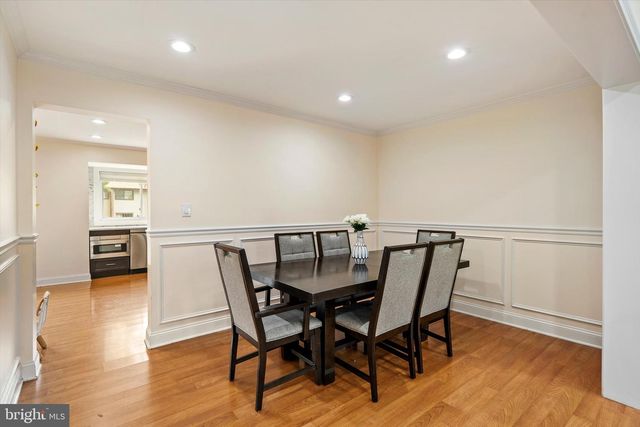 458 LIVINGSTON DR, East Windsor, NJ 08520