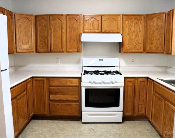 317 Autobee Rd, Avondale, CO 81022