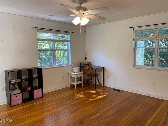 1011 Honeysuckle Drive, Newport, TN 37821