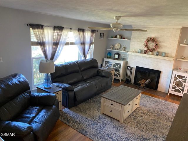 1011 Honeysuckle Drive, Newport, TN 37821