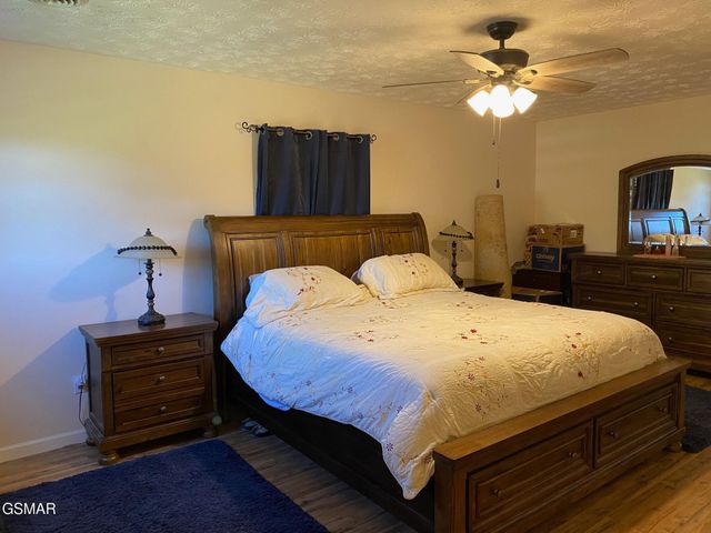 1011 Honeysuckle Drive, Newport, TN 37821