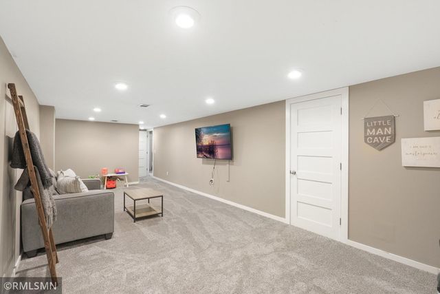 801 38th Avenue, Anoka, MN 55303