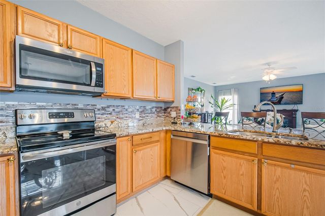 554 BRISTOL CIRCLE, Kissimmee, FL 34758