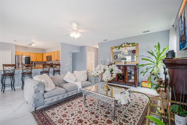 554 BRISTOL CIRCLE, Kissimmee, FL 34758