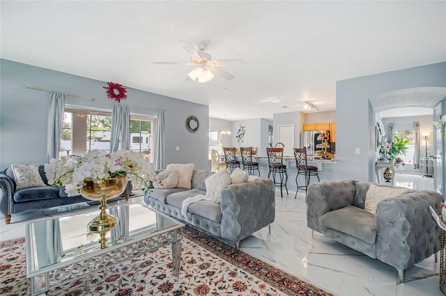 554 BRISTOL CIRCLE, Kissimmee, FL 34758